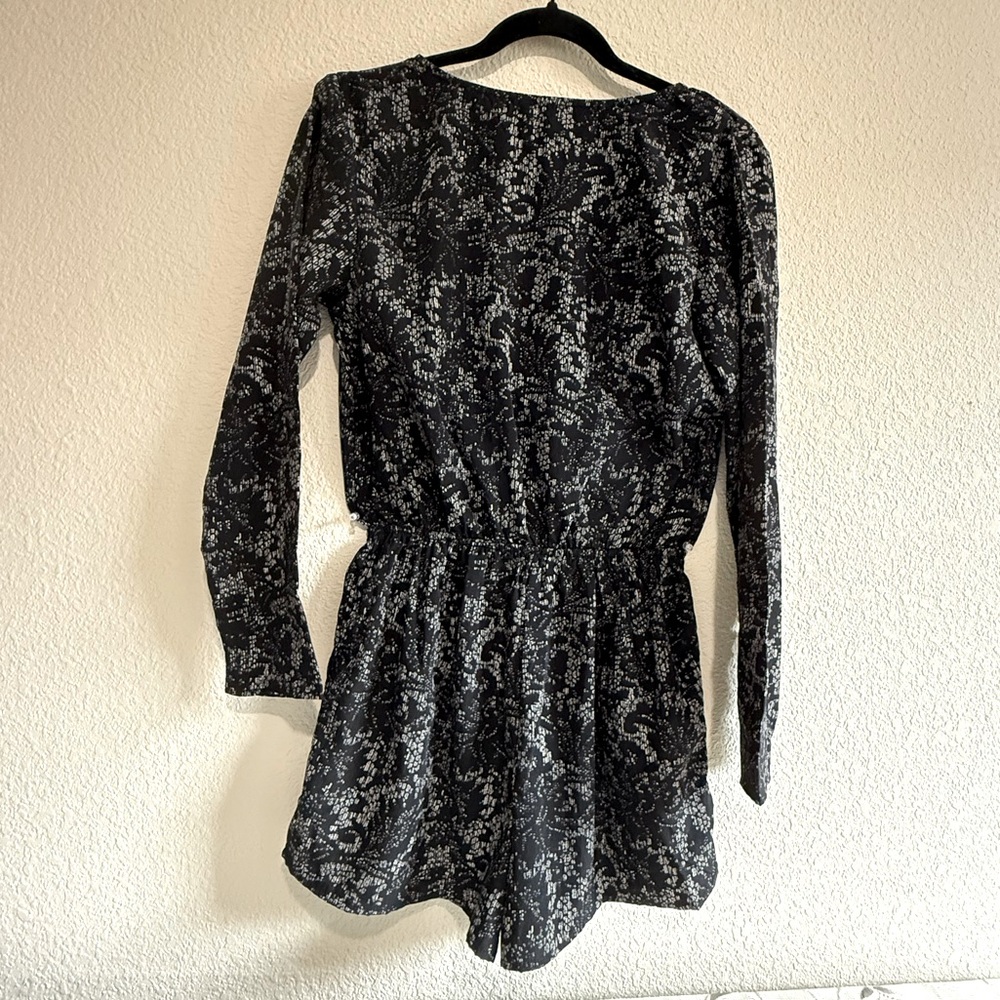Black and White Patterned Romper. NWT